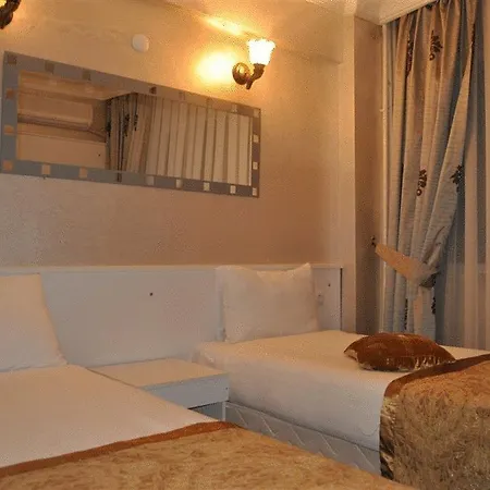 Szálloda Elite Family Old 3*