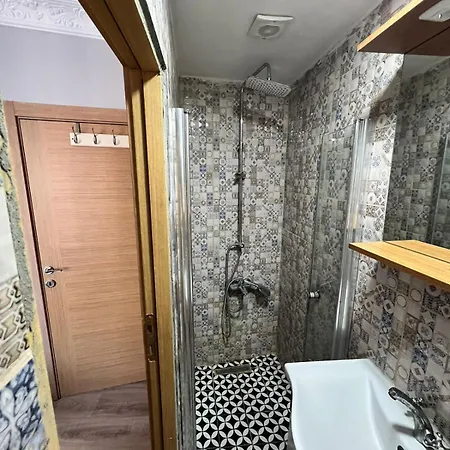 بريفيرد أولد سيتي 2*