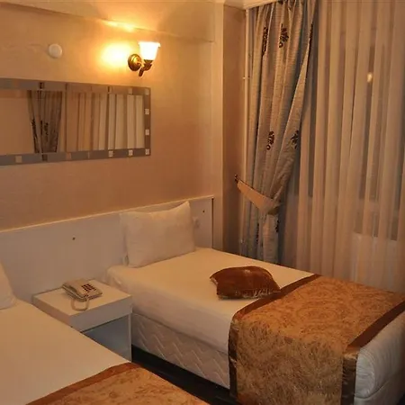 Elite Family Old Hotel