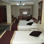 Elite Family Old Hotel 3*