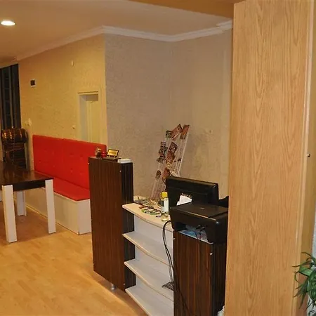 Elite Family Old Hotell 3*