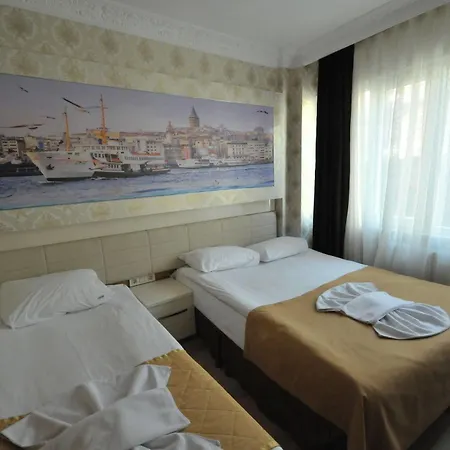 Hotell Elite Family Old 3*
