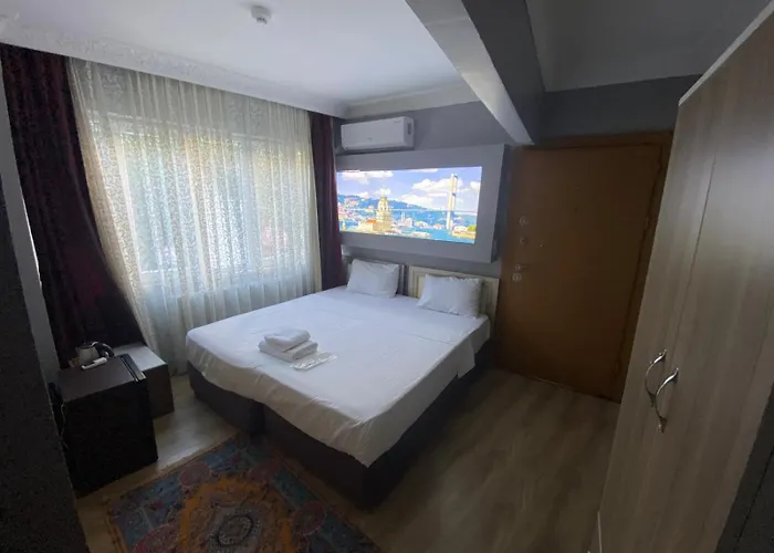 Elite Family Old Hotel