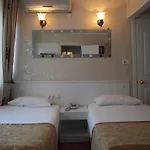 Elite Family Old İstanbul