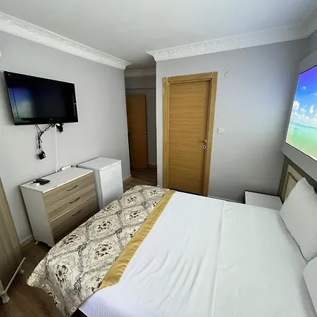 Hotel Elite Family Old 2*