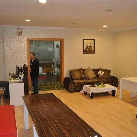 Elite Family Old Hotel 2*