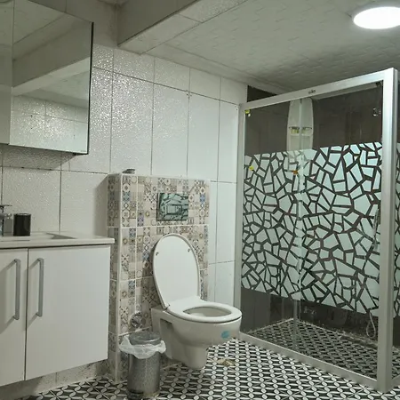Elite Family Old Hotel 2*